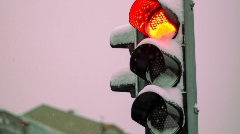Kars'ta kar ve tipi etkili oldu: Ulaşımda aksamalar yaşandı