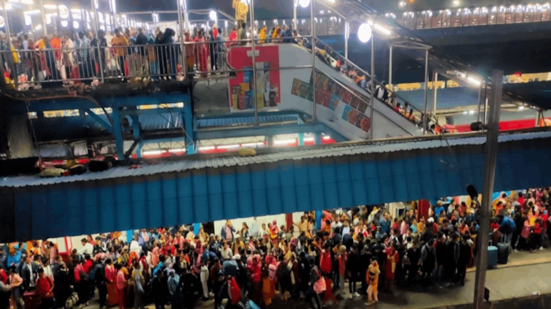 Tren istasyonunda izdiham çıktı: 18 kişi hayatını kaybetti