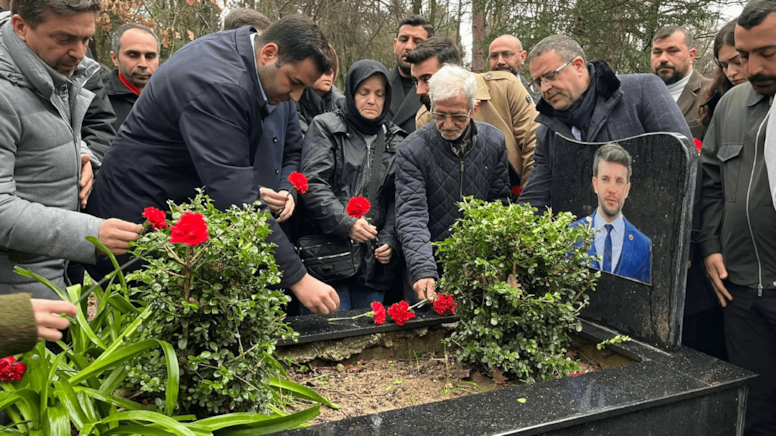 CHP’li gençler, Tugay Adak’ı unutmadı