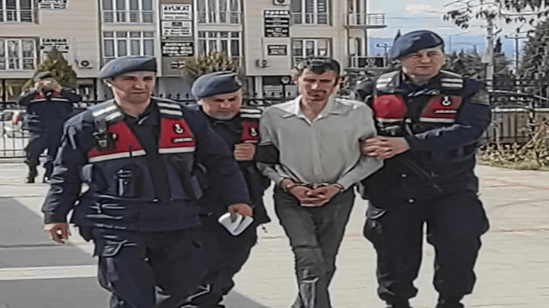 Ağabeyini öldürüp "kendimi vuracaktım" dedi