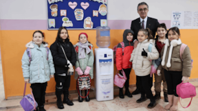 Bayrampaşa Belediyesi’nden öğrencilere ücretsiz doğal kaynak suyu