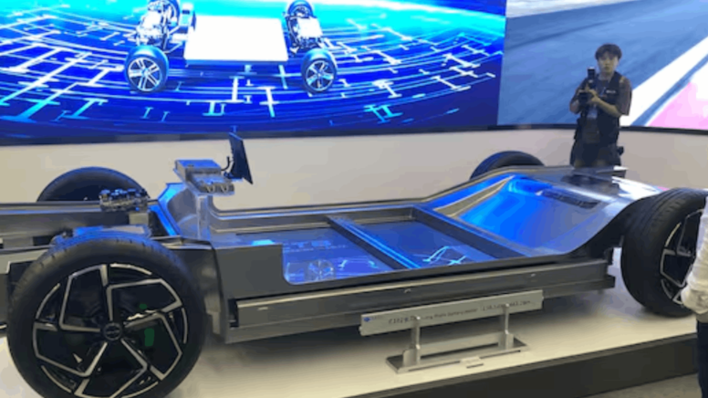 Bitmeyen pil yapıldı: Bir arabayı 10 bin kez şarj edebiliyor