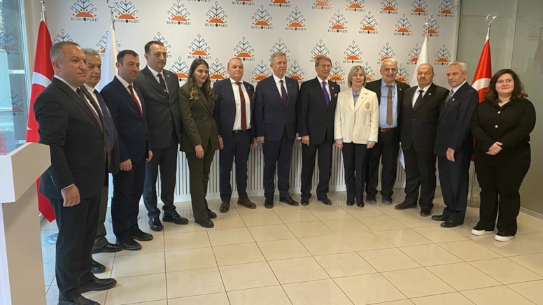 Mansur Yavaş'tan dikkat çeken ziyaret