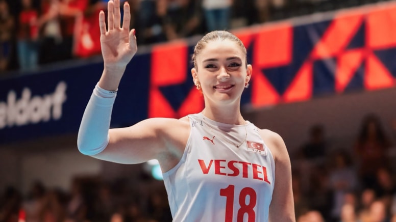 Zehra Güneş ezeli rakibe transfer oluyor