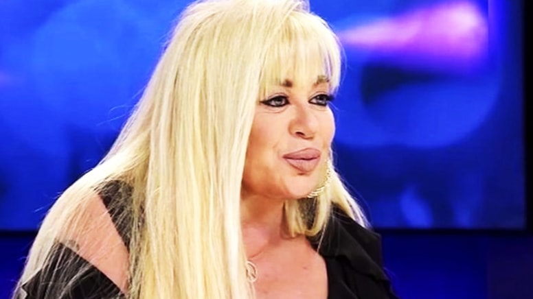 Zerrin Özer kendisini oynamasını istediği oyuncuyu açıkladı