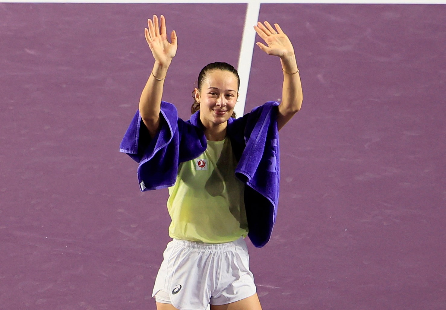 Milli tenisçi Zeynep Sönmez, çeyrek finale yükseldi