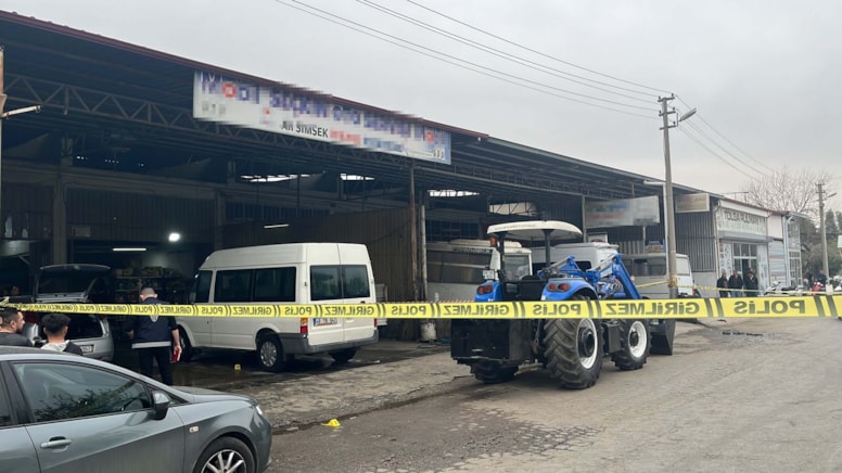 Baba, oğlunu öldüren kardeşini tabancayla vurdu