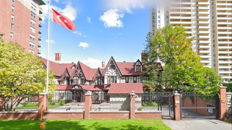 'Git pasaportunu İmamoğlu’ndan al'