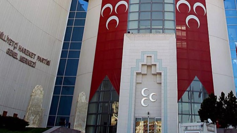 MHP'li isimlerden CHP'li Başarır'a aynı tehdit: Adamın dişini sökerler