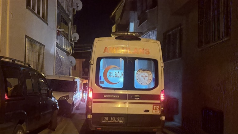 Oğlunu bıçakla yaralayan baba gözaltına alındı