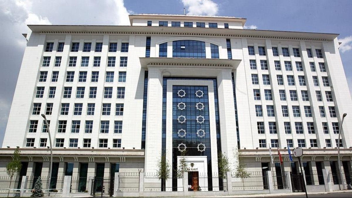 AKP'den İBB operasyonuna ilişkin ilk açıklama