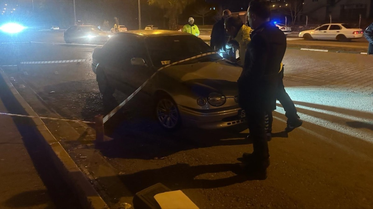 Sokak ortasında silahlı kavga: 3 yaralı