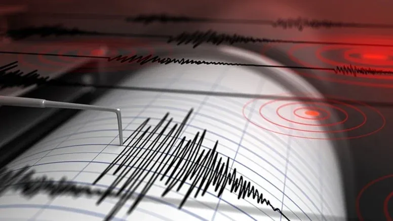 Antalya'da 3.9 büyüklüğünde korkutan deprem