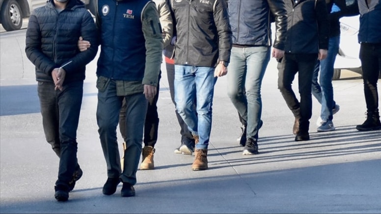 Van'da farklı suçlardan aranan 333 kişi yakalandı