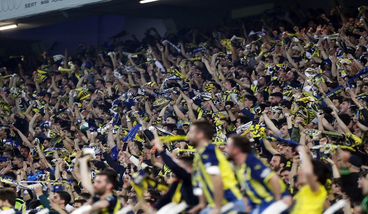 Fenerbahçe'ye seyirci yasağı