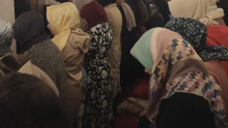 Üsküdar'da camide çekilen bu görüntüye inceleme başlatıldı
