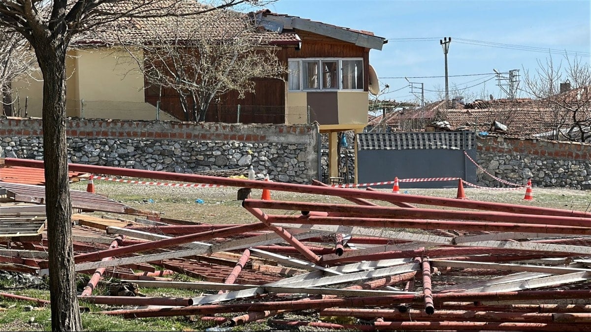 Vahşet evi! 3 bileziği için öldürüp yaktılar