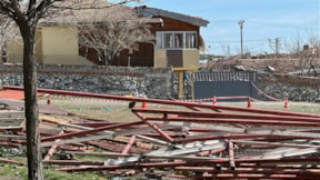 Vahşet evi! 3 bileziği için öldürüp yaktılar
