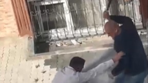 Arnavutköy'de kavga ettiği kişiye beyzbol sopasıyla saldırdı