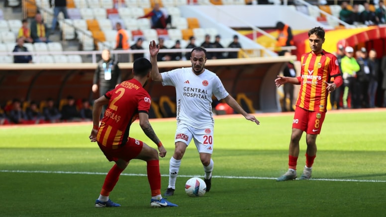Ümraniye, Yeni Malatya’yı 5 golle geçti