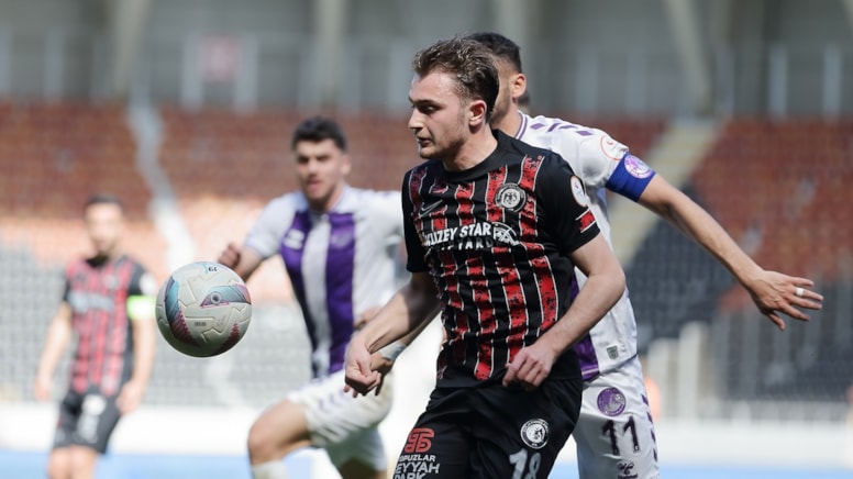 Çorum FK son dakikada attı 3 puanı kaptı