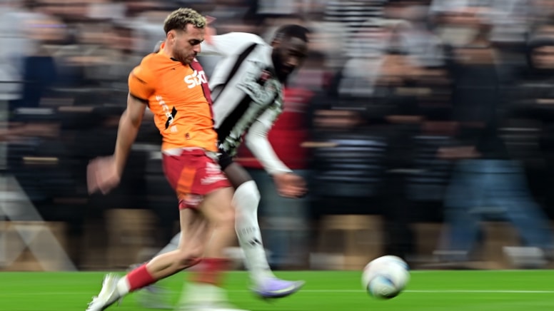 Derbide gerilim! Barış Alper ve Masuaku birbirine girdi