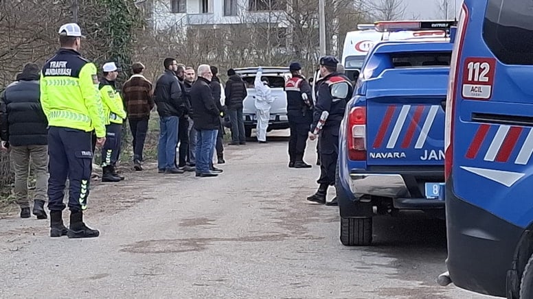 Düzce'de korkunç son: Avda tel örgüye takılınca kendini vurdu