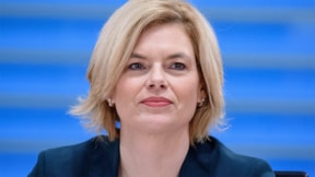 Julia Klöckner, Meclis Başkanlığına seçildi