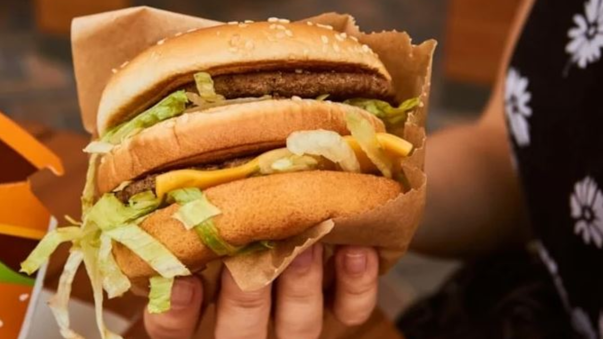 Herkesin seve seve yediği burger malzemesi 'yemeyin' uyarısıyla toplatılıyor