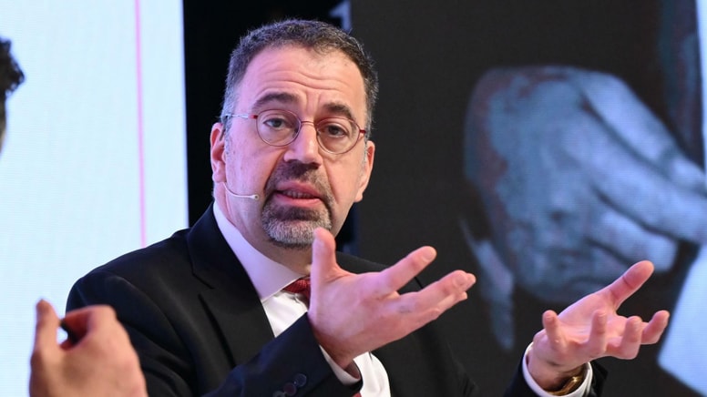 Daron Acemoğlu'ndan 'İmamoğlu' değerlendirmesi: Türkiye'nin önünde iki tercih var