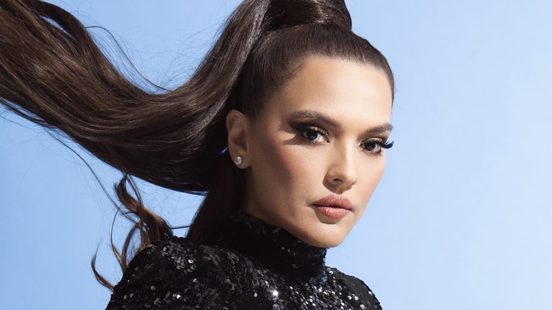 Demet Akalın'ın annesi kaza geçirdi: Sabahtan beri telefonunu açmıyor