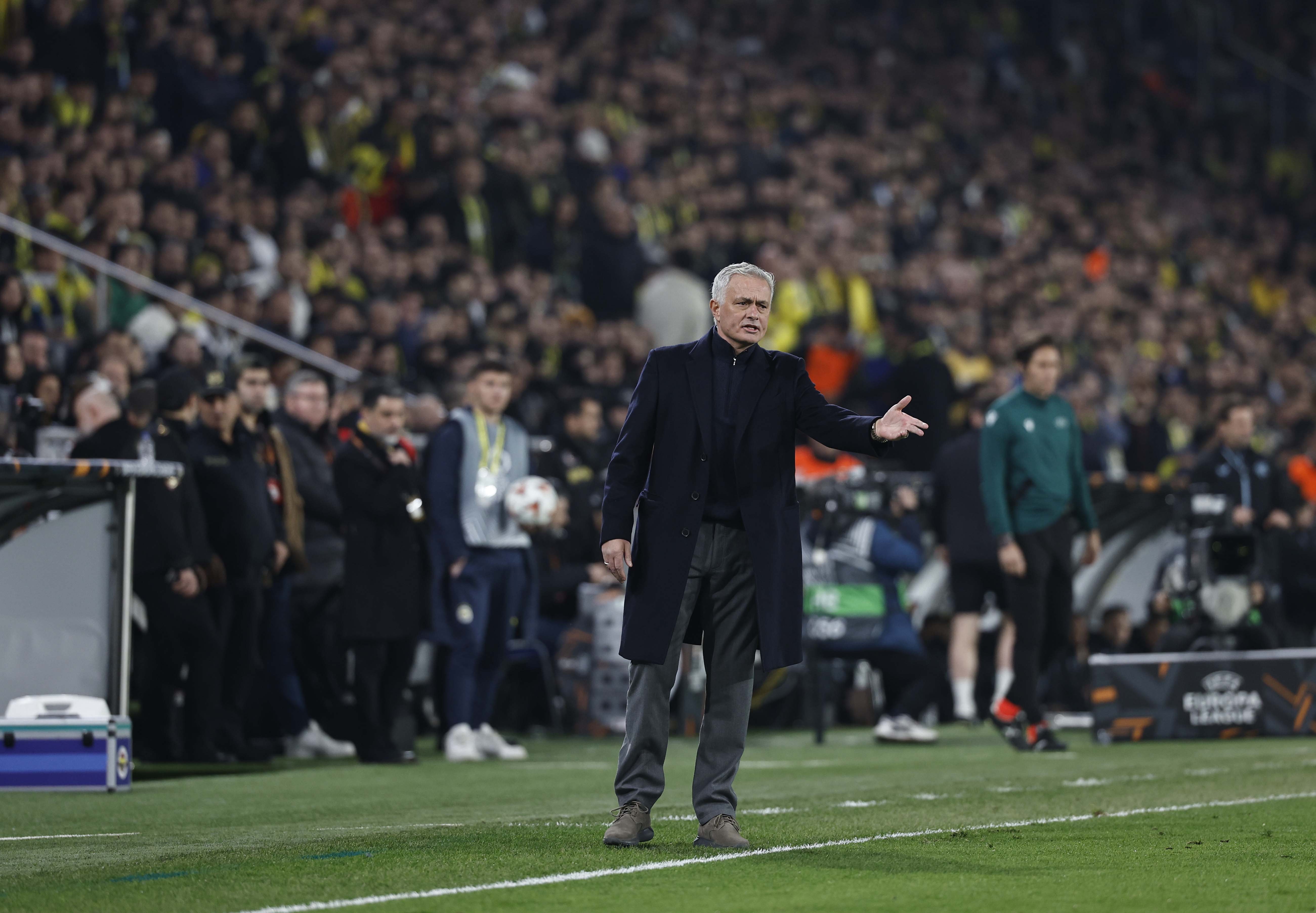 Jose Mourinho yaktı