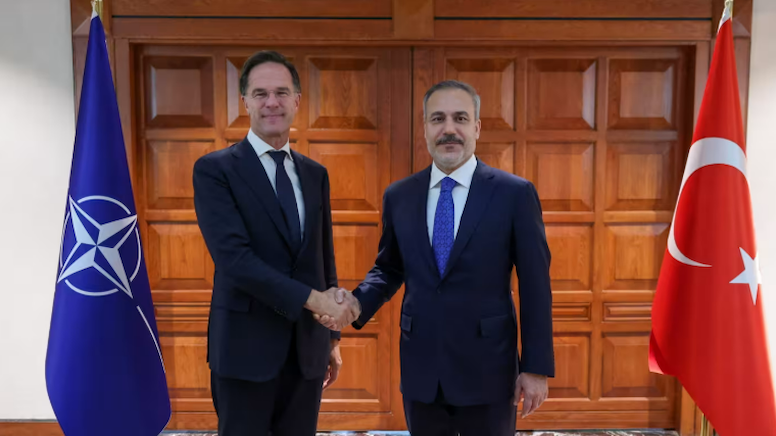 ABD'nin yalnız bıraktığı NATO, Türkiye'ye sırtını dayıyor