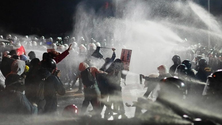 Saraçhane'den iki sembol fotoğraf dünyaya yayıldı - Sözcü