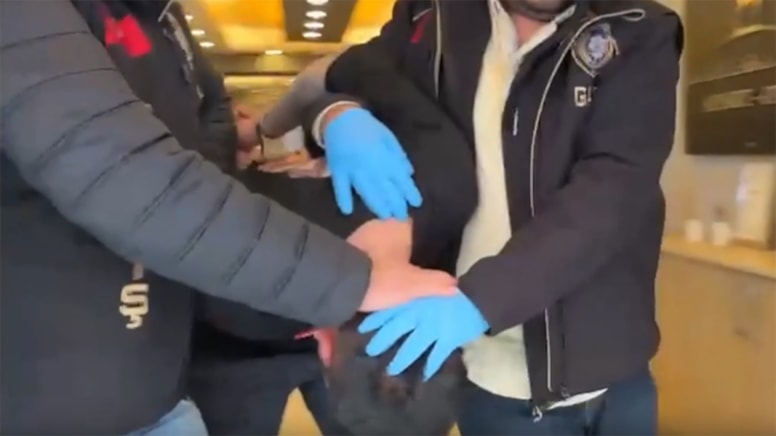 Taksiyi gasbetti, otel odasında yakalandı