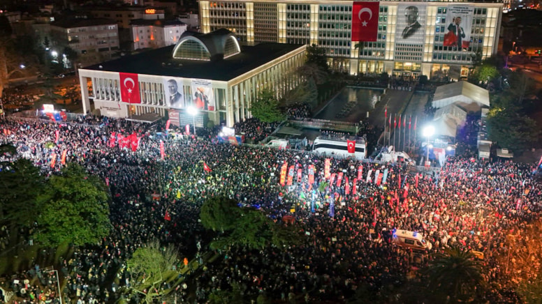 Gazetecilere 'Saraçhane' tutuklaması
