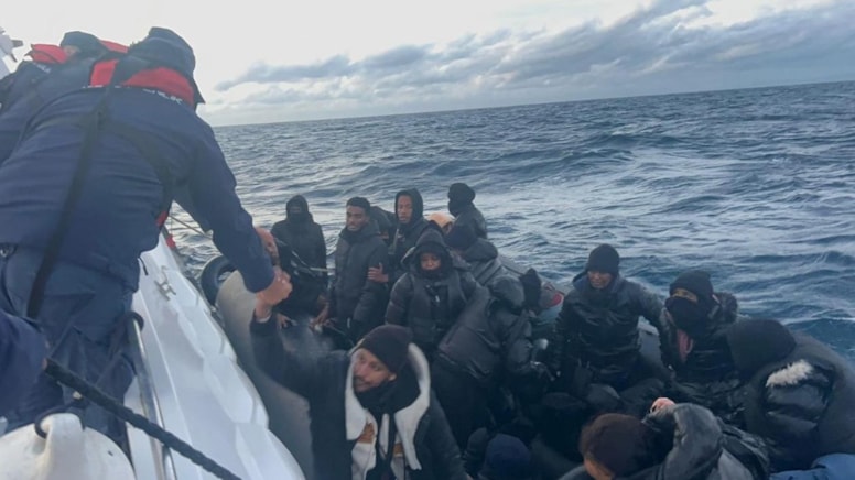 Çanakkale'de 12'si çocuk 28 düzensiz göçmen yakalandı