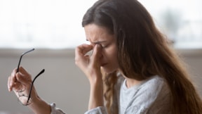 Göz sağlığınız için zararlı 5 yiyecek ortaya çıktı! Bunlardan birini her gün yiyoruz