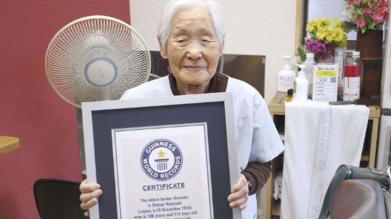 94 yıldır aynı işi yapıyor: Yaşını duyan inanamıyor