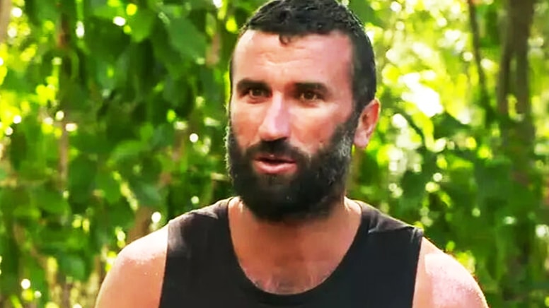 Survivor yarışmacısı Hikmet Tuğsuz Türkiye'ye döndüğü an tutuklanacak