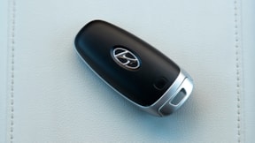 Hyundai logosunun ardındaki gizli anlam, herkesi şaşkına çevirdi