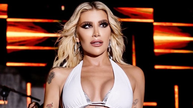 İrem Derici nöbet geçirdi