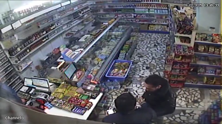 Cezaevi firarisi esnafa dehşeti yaşattı: Veresiye içki alamayınca önce bıçak çekti sonra mermer fırlattı!