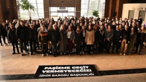 İzmir'de gözaltına alınan öğrencileri savunan avukatlara da gözaltı