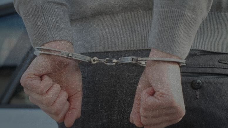 Adana'da evinde uyuşturucu satarken yakalanan sanığa hapis cezası