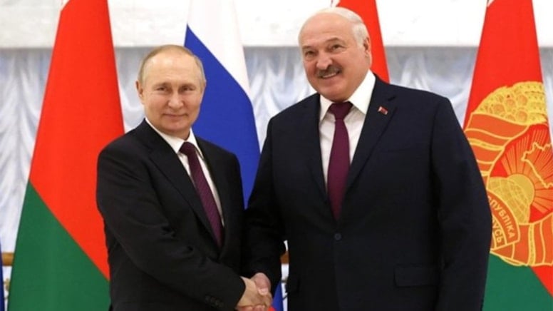 Lukashenko'dan Putin itirafı: Pişman oldu