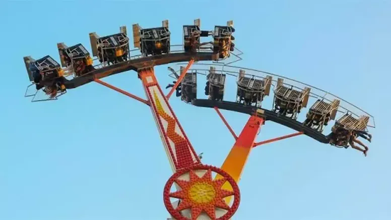 Lunaparkta korkunç kaza: 17 yaşındaki genç yoğun bakıma kaldırıldı