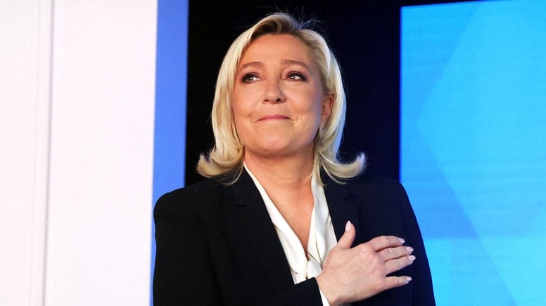 Fransa'da aşırı sağcı lidere 'yolsuzluk' davası! Cumhurbaşkanlığı adaylığı engellenebilir