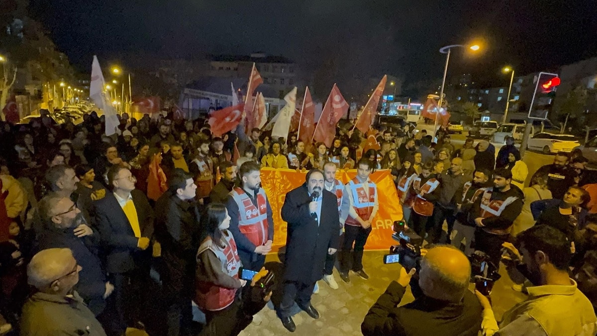 Malatyalı vatandaşlardan Ekrem İmamoğlu’na destek yürüyüşü