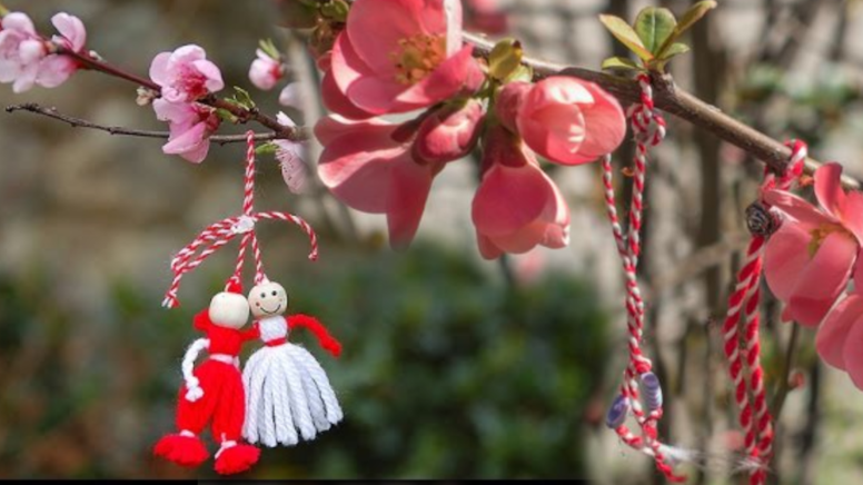 Bulgarlar her yıl Mart ayında bu ritüeli yapar: Dilekleri kabul oluyormuş